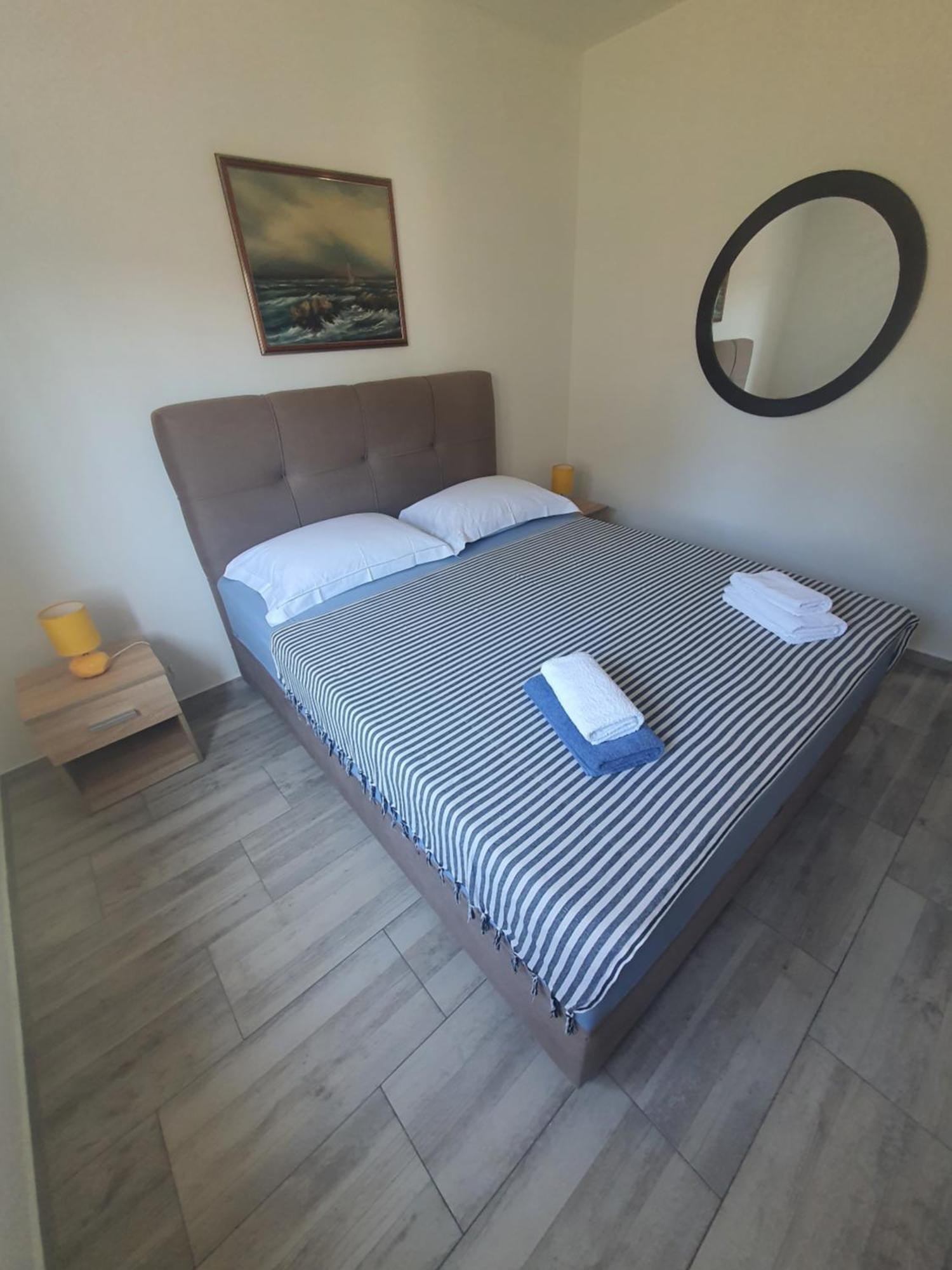 Apartment Marija Marina Exterior photo